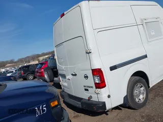 2016 Nissan NV Cargo SV z VIN 1N6BF0LY0GN805855, wystawiony jako IAAI lot #41849743 z przebiegiem Nie podano mil oraz . Historia ofert i sprzedaży dostępna na DreamBid. Obrazek 15.