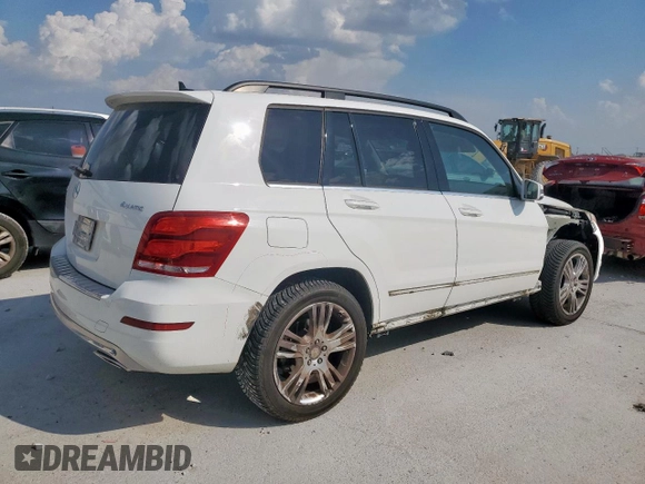 2015 Mercedes-Benz GLK GLK 350 with VIN WDCGG8JB1FG364186, listed as a Copart auction lot 49989775 with 66,450 mi miles and Salvage Title. Bid and sale history available at carsss.com. Image 3.