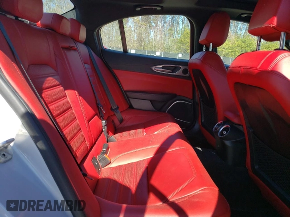 2020 Alfa Romeo Giulia Ti with VIN ZARFANBN2L7632738, listed as a Copart auction lot 43879113 with 27,117 mi miles. Bid and sale history available at carsss.com. Image 10.