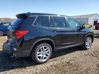 2024 Honda Passport EX-L с VIN 5FNYF8H5XRB018813, выставлен на аукционе Copart как лот 49441605 с пробегом 5 980 миль миль и Списание • Salvage title. История ставок и продаж доступна на DreamBid. Изображение 3.