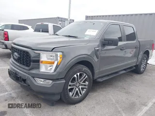 2021 Ford F-150 XL z VIN 1FTEW1CP1MKD41646, wystawiony jako IAAI lot #42174841 z przebiegiem 52 968 mil mil oraz . Historia ofert i sprzedaży dostępna na DreamBid. Obrazek 2.