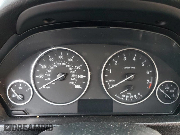 2014 BMW 3 Series 328i xDrive with VIN WBA3G7C5XEKN37332, listed as a Copart auction lot 83823084 with Not Provided miles and Clean Title. Bid and sale history available at carsss.com. Image 9.