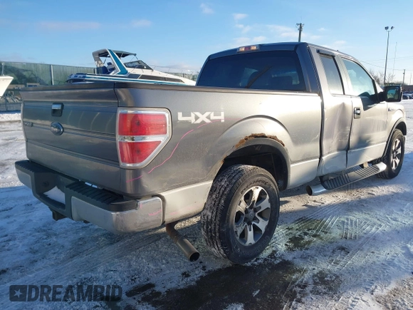 2009 Ford F-150 XL with VIN 1FTPX14V49FA37682, listed as a IAAI auction lot 41589752 with 176,691 mi miles. Bid and sale history available at carsss.com. Image 4.