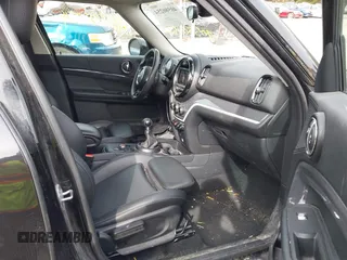 2019 MINI Countryman Cooper S с VIN WMZYT5C5XK3E70278, выставлен на аукционе IAAI как лот 40580254 с пробегом 72 451 миль миль и . История ставок и продаж доступна на DreamBid. Изображение 5.