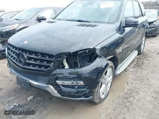 2012 Mercedes-Benz M-Class ML 350 with VIN 4JGDA5HB4CA001311, listed as a IAAI auction lot 41978079 with 143,328 mi miles. Bid and sale history available at carsss.com. Image 6.