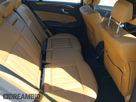 2011 Mercedes-Benz E 350 Luxury с VIN WDDHF5GB6BA467562, выставлен на аукционе IAAI как лот 42461058 с пробегом 113 782 миль миль и . История ставок и продаж доступна на DreamBid. Изображение 8.