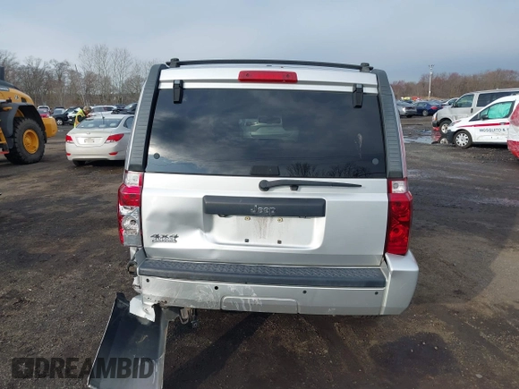 2009 Jeep Commander Sport with VIN 1J8HG48K39C553953, listed as a IAAI auction lot 41863115 with 175,461 mi miles. Bid and sale history available at carsss.com. Image 16.