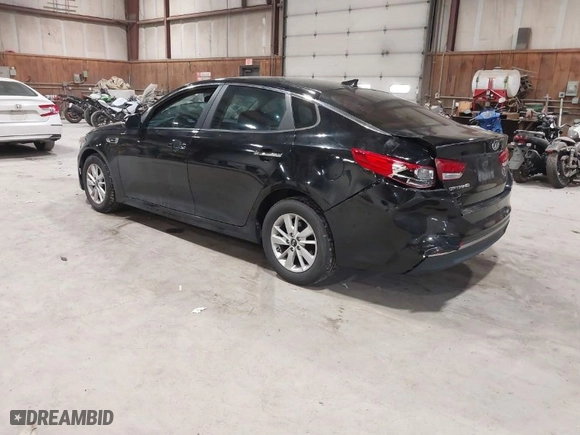 2018 Kia Optima LX with VIN 5XXGT4L30JG233167, listed as a IAAI auction lot 41605135 with 82,337 mi miles. Bid and sale history available at carsss.com. Image 3.