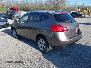 2008 Nissan Rogue SL with VIN JN8AS58V58W128582, listed as a IAAI auction lot 42055041 with 203,805 mi miles and . Bid and sale history available at DreamBid. Image 3.