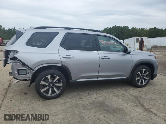 2024 Honda Pilot Touring with VIN 5FNYG1H76RB031855, listed as a Copart auction lot 70773994 with 3,618 mi miles and Salvage Title. Bid and sale history available at carsss.com. Image 3.