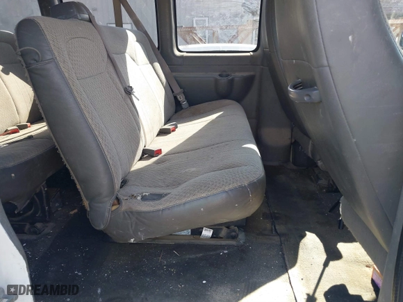 2012 Chevrolet Express Passenger 1LT with VIN 1GAZG1FG7C1157478, listed as a IAAI auction lot 41790091 with 169,173 mi miles. Bid and sale history available at carsss.com. Image 8.