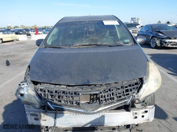 2012 Toyota Prius v Two with VIN JTDZN3EU1C3086735, listed as a IAAI auction lot 41725323 with 336,342 mi miles. Bid and sale history available at carsss.com. Image 12.