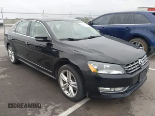 2012 Volkswagen Passat SEL Premium z VIN 1VWCN7A36CC065757, wystawiony jako IAAI lot #42288692 z przebiegiem 115 889 mil mil oraz . Historia ofert i sprzedaży dostępna na DreamBid. Obrazek 1.