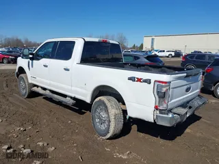 2019 Ford Super Duty F-250 SRW XL with VIN 1FT7W2BT8KEC85181, listed as a IAAI auction lot 41744429 with 165,247 mi miles. Bid and sale history available at carsss.com. Image 3.