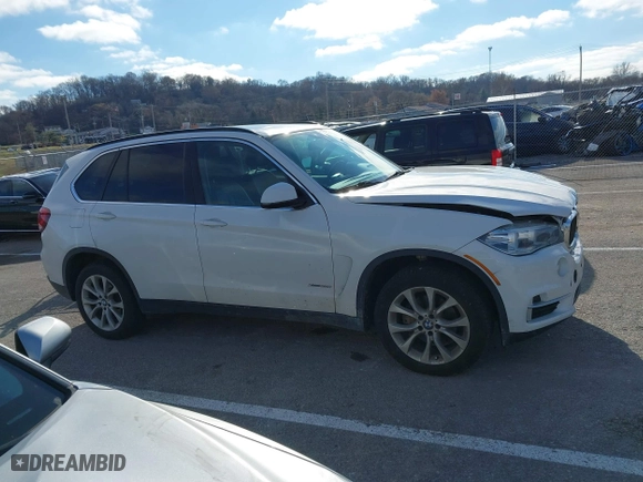 2016 BMW X5 xDrive35i with VIN 5UXKR0C52G0P29633, listed as a IAAI auction lot 41057391 with 176,697 mi miles. Bid and sale history available at carsss.com. Image 13.