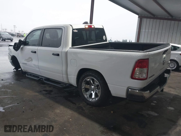 2023 Ram 1500 Big Horn z VIN 1C6RRFFG7PN698664, wystawiony jako IAAI lot #41103495 z przebiegiem 34 307 mil mil oraz . Historia ofert i sprzedaży dostępna na DreamBid. Obrazek 3.