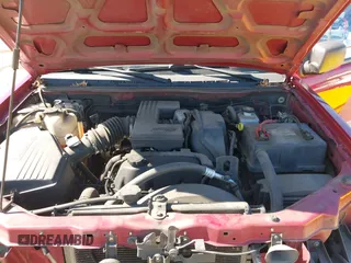 2006 GMC Canyon SLE1 z VIN 1GTDT136768144637, wystawiony jako IAAI lot #42323078 z przebiegiem 155 443 mil mil oraz . Historia ofert i sprzedaży dostępna na DreamBid. Obrazek 10.