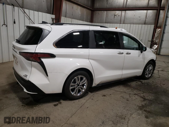 2023 Toyota Sienna XSE with VIN 5TDXSKFC4PS077466, listed as a Copart auction lot 88633535 with 0 mi miles and Salvage Title. Bid and sale history available at carsss.com. Image 3.