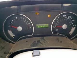 2006 Ford Explorer XLS z VIN 1FMEU62E76UA11130, wystawiony jako Copart lot #60973635 z przebiegiem 165 373 mil mil oraz Szkoda całkowita • Salvage title. Historia ofert i sprzedaży dostępna na DreamBid. Obrazek 9.