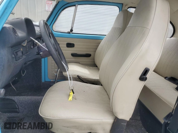 1973 Volkswagen Beetle with VIN 1332519606, listed as a Copart auction lot 50725285 with 45,149 mi miles and Salvage Title. Bid and sale history available at DreamBid. Image 7.