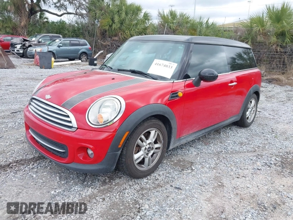 2013 MINI Clubman z VIN WMWZF3C50DT490262, wystawiony jako IAAI lot #41674033 z przebiegiem 194 622 mil mil oraz . Historia ofert i sprzedaży dostępna na DreamBid. Obrazek 2.