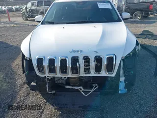 2017 Jeep Cherokee Limited z VIN 1C4PJMDS6HD217295, wystawiony jako IAAI lot #41625231 z przebiegiem 59 794 mil mil oraz . Historia ofert i sprzedaży dostępna na DreamBid. Obrazek 13.