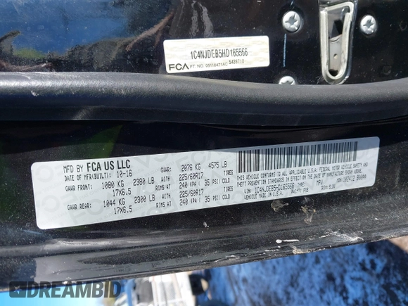 2017 Jeep Compass Latitude with VIN 1C4NJDEB5HD165566, listed as a IAAI auction lot 41290480 with 107,267 mi miles and . Bid and sale history available at DreamBid. Image 9.