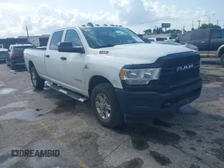 2020 Ram 2500 Tradesman with VIN 3C6UR4HL4LG266478, listed as a IAAI auction lot 42508474 with 125,048 mi miles and . Bid and sale history available at DreamBid. Image 1.
