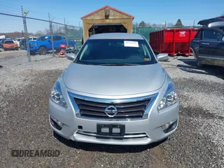 2015 Nissan Altima SV with VIN 1N4AL3AP1FC459401, listed as a IAAI auction lot 41918260 with 45,687 mi miles and . Bid and sale history available at DreamBid. Image 12.