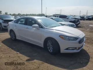 2017 Ford Fusion SE with VIN 3FA6P0HDXHR405734, listed as a Copart auction lot 62506735 with 97,585 mi miles and Clean title. Bid and sale history available at DreamBid. Image 4.