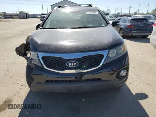 2011 Kia Sorento LX with VIN 5XYKT4A16BG117335, listed as a Copart auction lot 51291784 with 137,896 mi miles and Salvage Title. Bid and sale history available at carsss.com. Image 5.