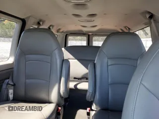 2008 Ford Econoline Passenger XL with VIN 1FMNE11L48DA51670, listed as a Copart auction lot 77653154 with 124,127 mi miles and Salvage title. Bid and sale history available at DreamBid. Image 10.