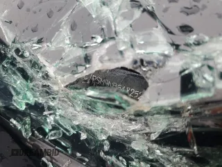 2022 Chevrolet Trax LT z VIN KL7CJPSM9NB548252, wystawiony jako Copart lot #56999955 z przebiegiem Nie podano mil oraz Szkoda całkowita • Salvage title. Historia ofert i sprzedaży dostępna na DreamBid. Obrazek 13.