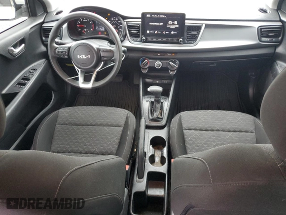 2023 Kia Rio LX z VIN 3KPA24AD6PE604127, wystawiony jako Copart lot #53955075 z przebiegiem 12 319 mil mil oraz Szkoda całkowita • Salvage title. Historia ofert i sprzedaży dostępna na DreamBid. Obrazek 8.