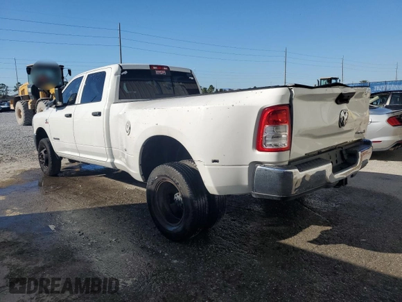 2019 Ram 3500 Tradesman with VIN 3C63RRGL7KG688141, listed as a Copart auction lot 82096424 with 209,436 mi miles and Non Repairable. Bid and sale history available at carsss.com. Image 2.
