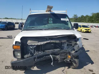 2011 Ford Econoline Cargo Commercial z VIN 1FTNE2EL4BDA10869, wystawiony jako Copart lot #52086805 z przebiegiem Nie podano mil oraz Szkody całkowita. Historia ofert i sprzedaży dostępna na DreamBid. Obrazek 5.