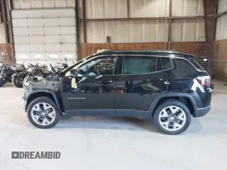 2020 Jeep Compass Limited with VIN 3C4NJDCB5LT235556, listed as a IAAI auction lot 40878726 with 30,590 mi miles and . Bid and sale history available at carsss.com. Image 15.