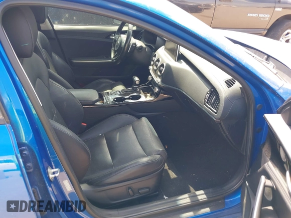 2018 Kia Stinger Premium with VIN KNAE25LA4J6014030, listed as a IAAI auction lot 41779050 with 151,471 mi miles. Bid and sale history available at carsss.com. Image 5.