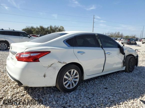 2017 Nissan Altima S with VIN 1N4AL3AP4HN307619, listed as a Copart auction lot 49355165 with 76,805 mi miles and Salvage Title. Bid and sale history available at DreamBid. Image 3.