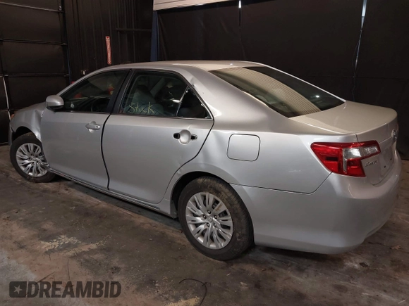 2013 Toyota Camry L with VIN 4T1BF1FK3DU716634, listed as a IAAI auction lot 41759908 with 118,955 mi miles. Bid and sale history available at carsss.com. Image 3.