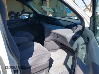 1997 Ford Windstar GL with VIN 2FMDA5144VBD18721, listed as a IAAI auction lot 42041024 with 180,992 mi miles and . Bid and sale history available at carsss.com. Image 5.