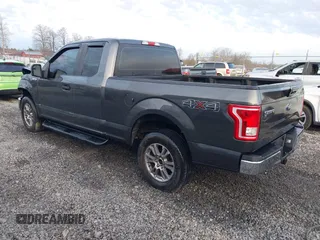 2017 Ford F-150 XL with VIN 1FTEX1E87HFB40254, listed as a IAAI auction lot 41899190 with 91,531 mi miles and . Bid and sale history available at carsss.com. Image 3.