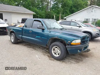 1998 Dodge Dakota SLT z VIN 1B7GL22Y5WS694671, wystawiony jako IAAI lot #42283305 z przebiegiem 200 279 mil mil oraz . Historia ofert i sprzedaży dostępna na DreamBid. Obrazek 1.