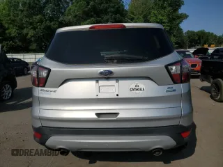 2017 Ford Escape SE z VIN 1FMCU9G99HUF01057, wystawiony jako Copart lot #60351695 z przebiegiem Nie podano mil oraz Czysty tytuł • Clean title. Historia ofert i sprzedaży dostępna na DreamBid. Obrazek 6.