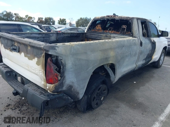 2021 Toyota Tundra 2WD SR with VIN 5TFTY5F15MX011902, listed as a IAAI auction lot 40359301 with 6,913 mi miles. Bid and sale history available at carsss.com. Image 4.