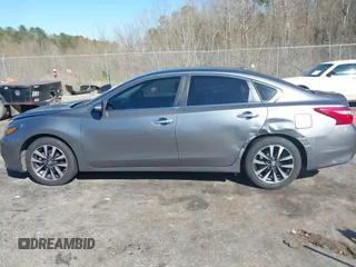 2016 Nissan Altima S z VIN 1N4AL3AP8GC139770, wystawiony jako IAAI lot #41750812 z przebiegiem 116 717 mil mil oraz . Historia ofert i sprzedaży dostępna na DreamBid. Obrazek 14.