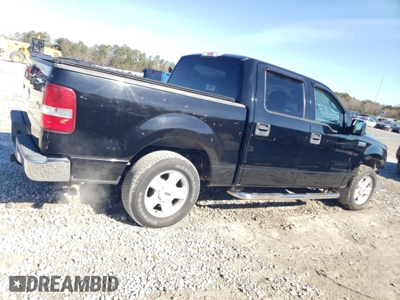 2004 Ford F-150 XLT with VIN 1FTRW12W44KC03478, listed as a Copart auction lot 41484105 with 211,176 mi miles and Salvage Title. Bid and sale history available at carsss.com. Image 3.