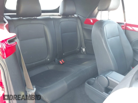 2015 Volkswagen Beetle с VIN 3VW5A7AT8FM817899, выставлен на аукционе IAAI как лот 41908409 с пробегом 134 420 миль миль и . История ставок и продаж доступна на DreamBid. Изображение 8.