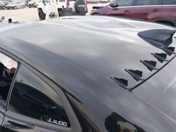 2018 Chevrolet Camaro 2LT with VIN 1G1FD1RS7J0145362, listed as a IAAI auction lot 40999840 with 67,697 mi miles. Bid and sale history available at carsss.com. Image 21.
