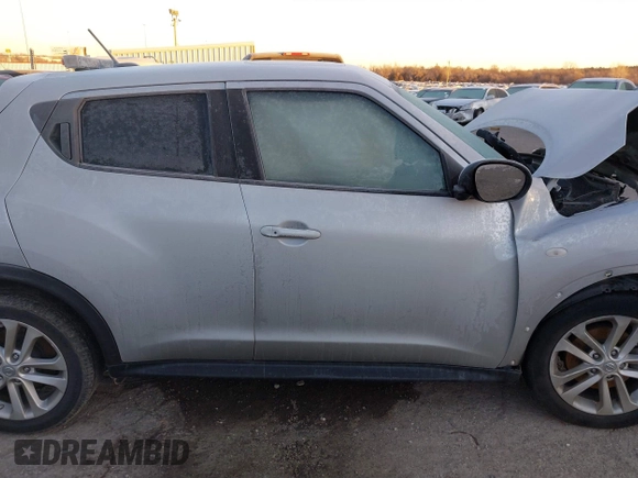 2013 Nissan Juke S with VIN JN8AF5MRXDT219663, listed as a IAAI auction lot 41229580 with 1 mi miles. Bid and sale history available at carsss.com. Image 13.